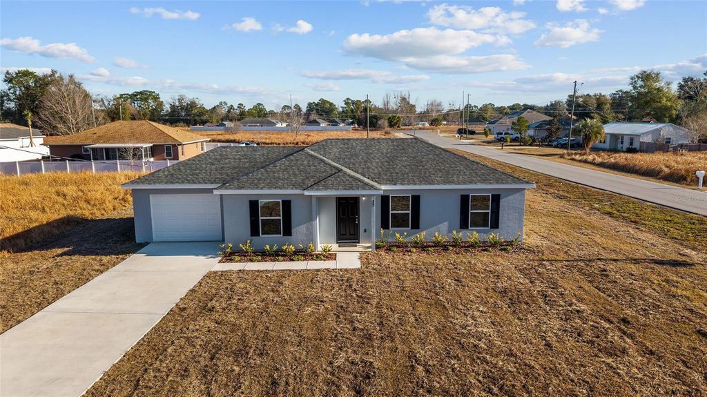 Photo of 17 Dogwood Drive Court, Ocala, FL 34472 (MLS # OM718928)