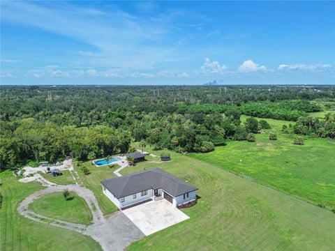 Photo of 1810 37th Street E, Palmetto, FL 34221 (MLS # A4703075)