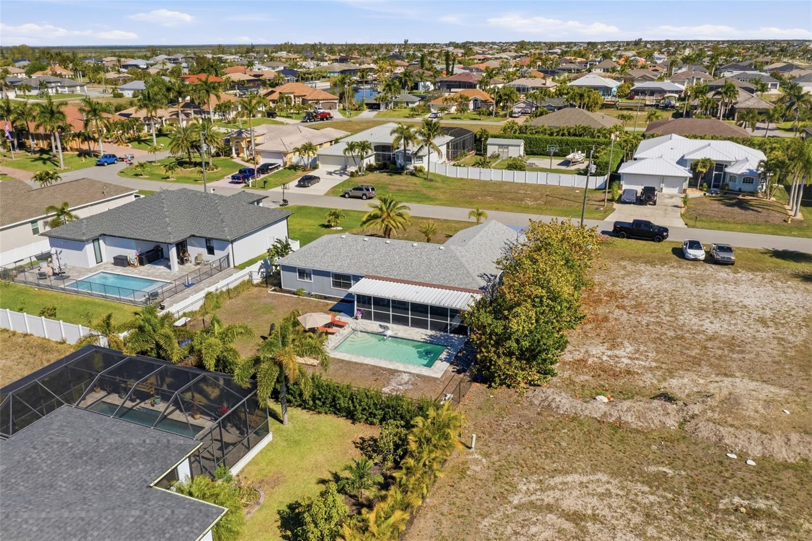 CAPE CORAL - Residential