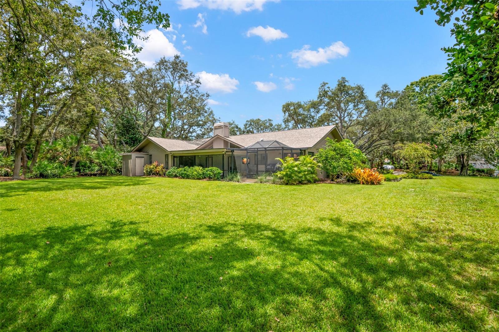2857 PHEASANT RUN