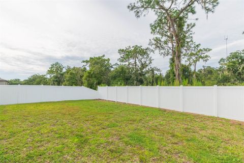 A home in RIVERVIEW