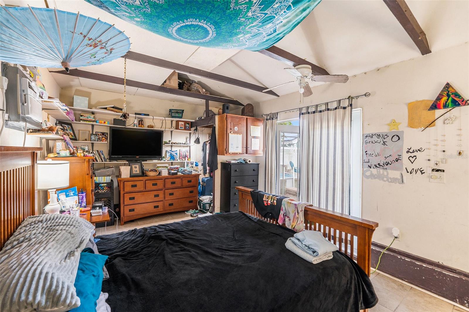 LESLIES JOHN T SUB - Residential