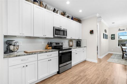 Tiny photo for 9828 Royal Vista Avenue, Clermont, FL 34711 (MLS # G5101525)