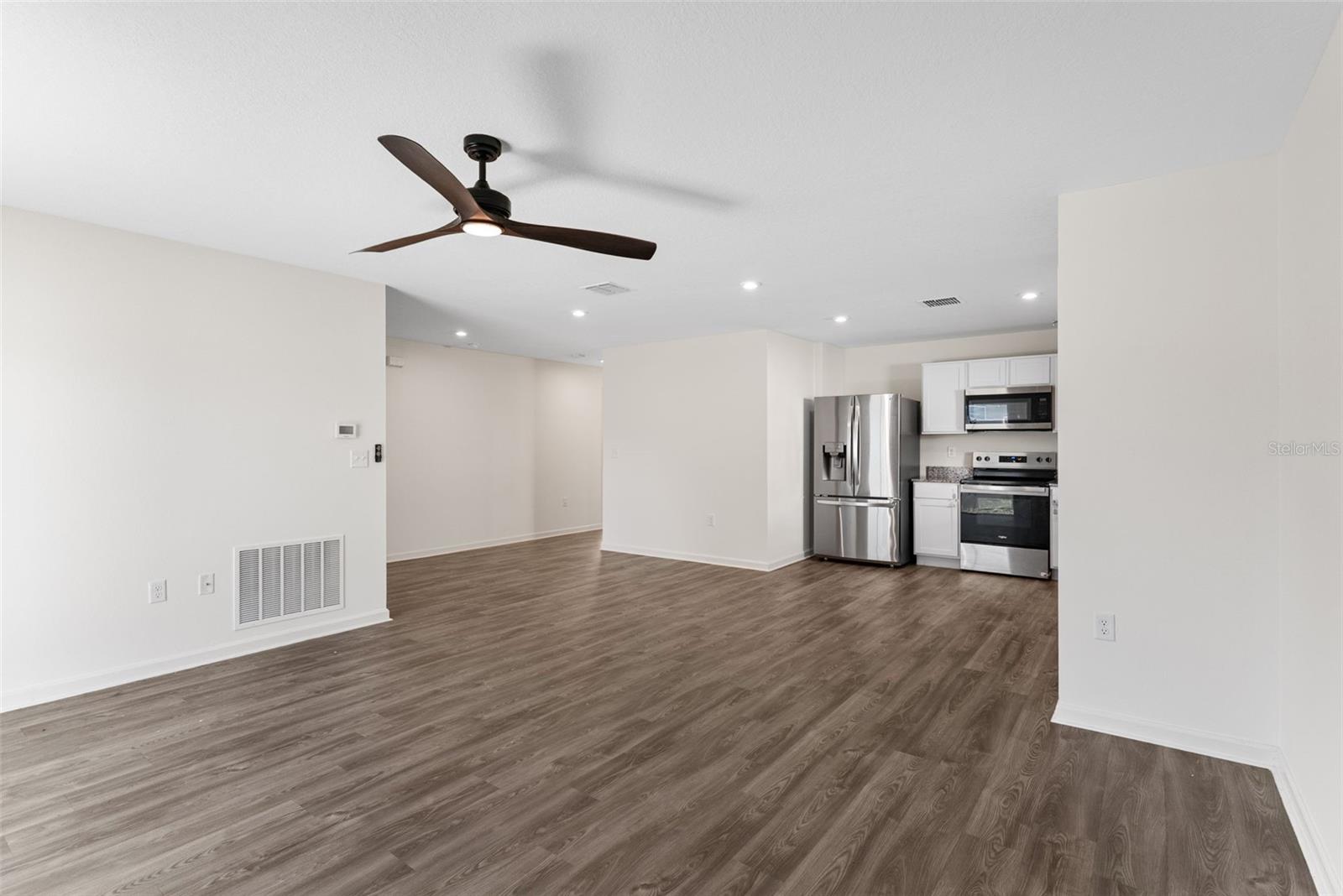 SUMTER VILLAS PH THREE - Residential