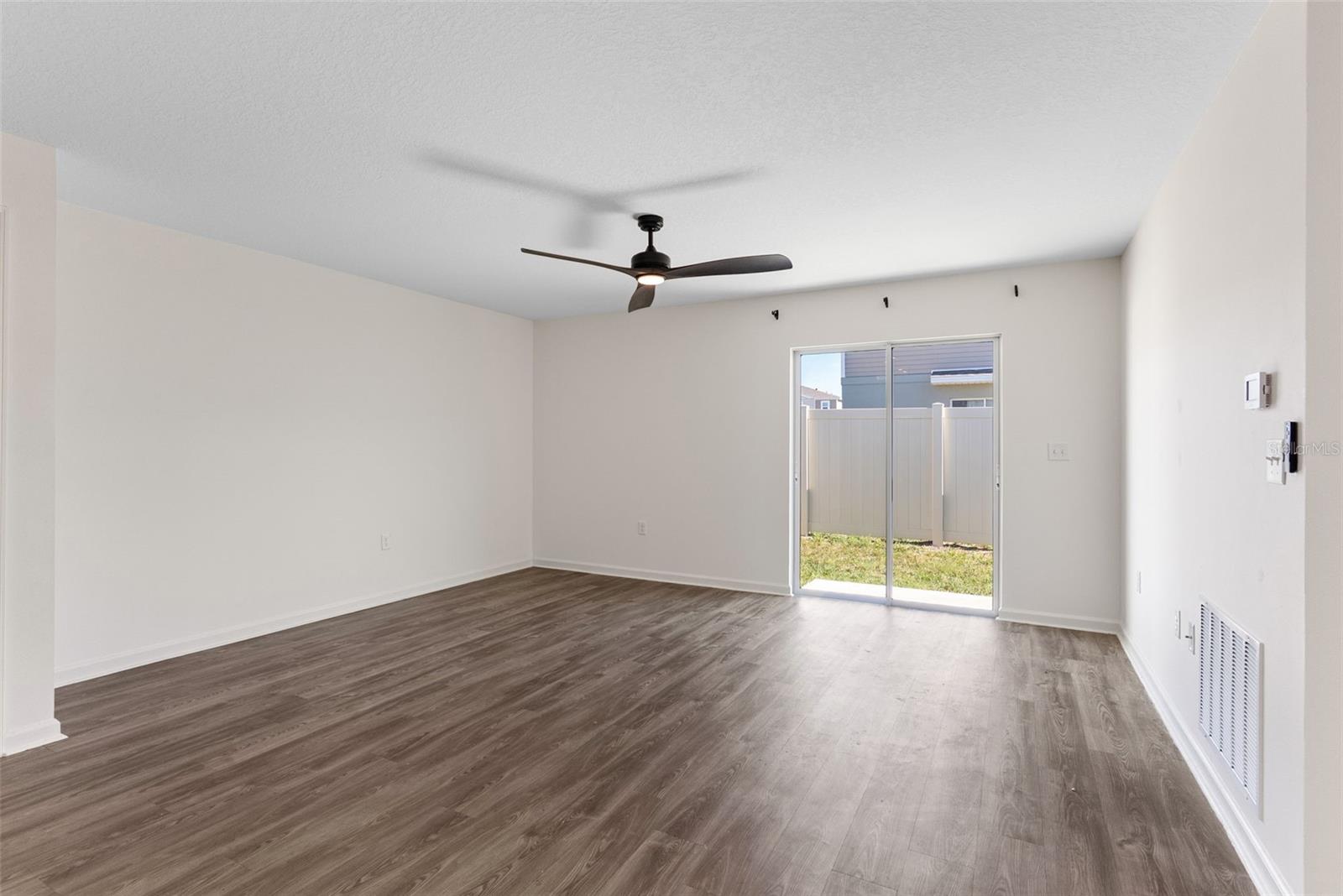 SUMTER VILLAS PH THREE - Residential