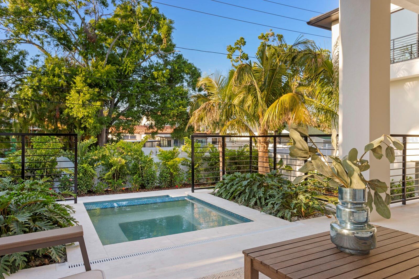 COFFEE POT ADD SNELL & HAMLETTS - Residential