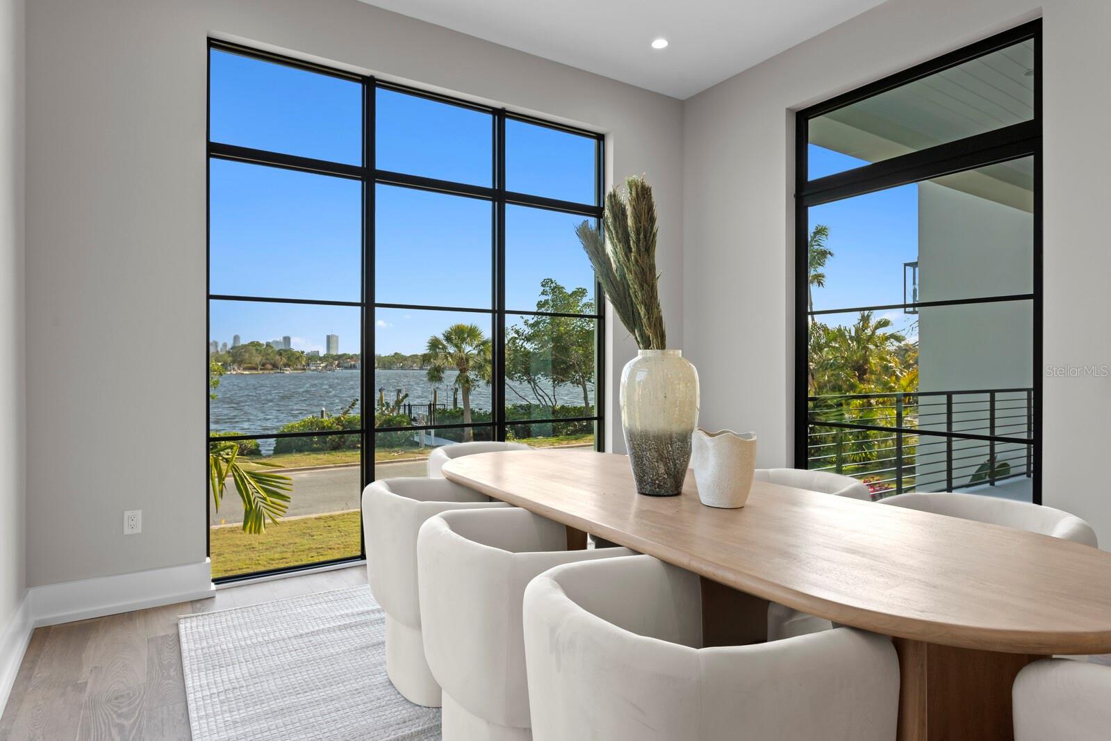 COFFEE POT ADD SNELL & HAMLETTS - Residential