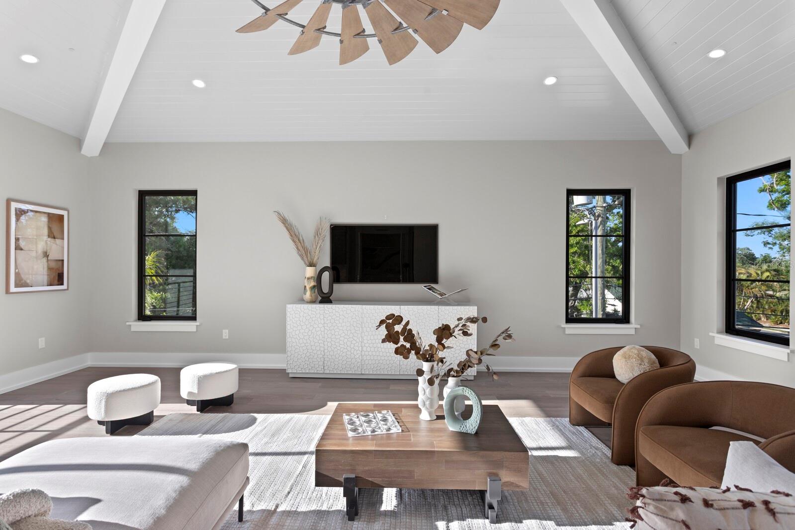 COFFEE POT ADD SNELL & HAMLETTS - Residential