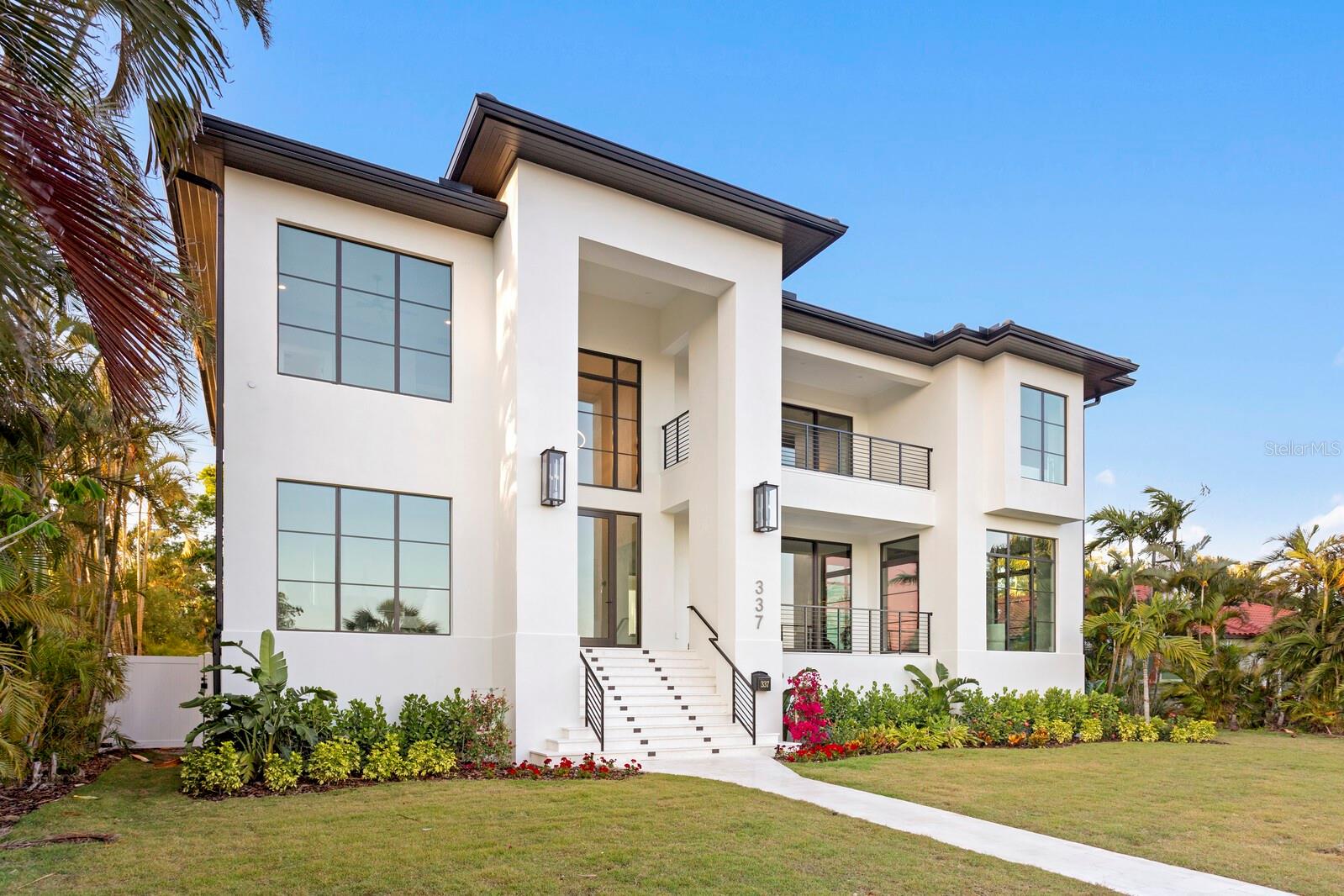 COFFEE POT ADD SNELL & HAMLETTS - Residential