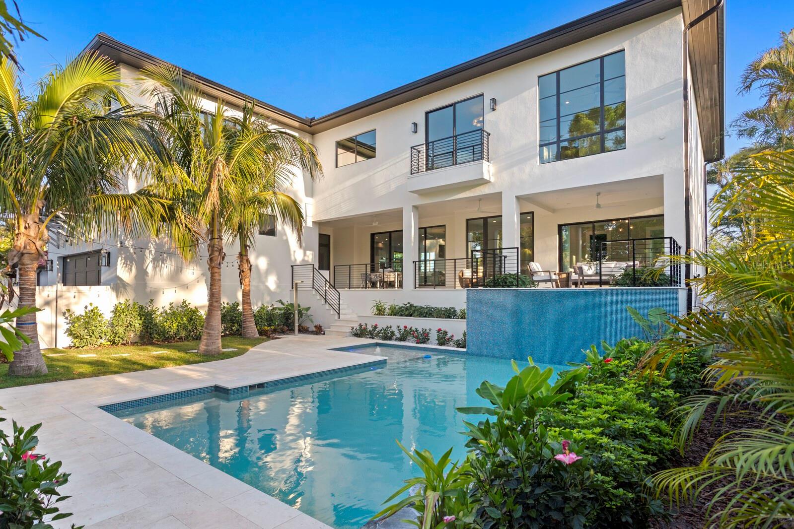 337 COFFEE POT DRIVE NE