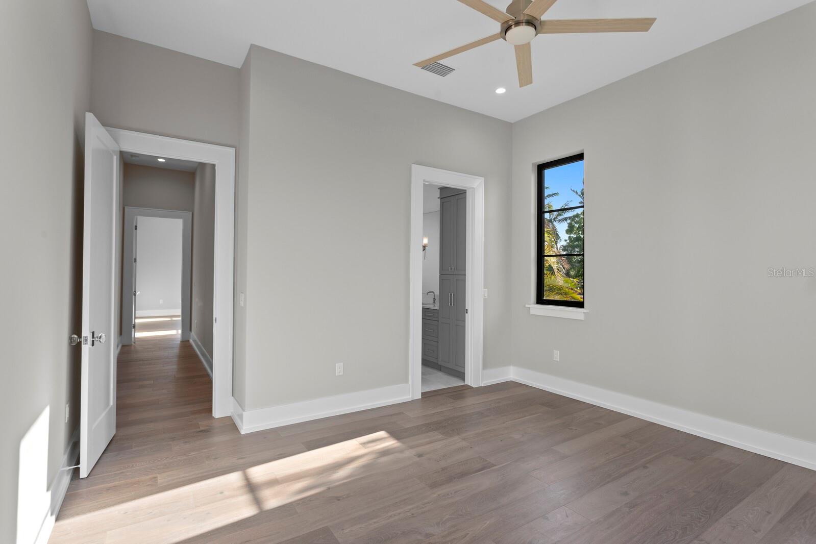 COFFEE POT ADD SNELL & HAMLETTS - Residential