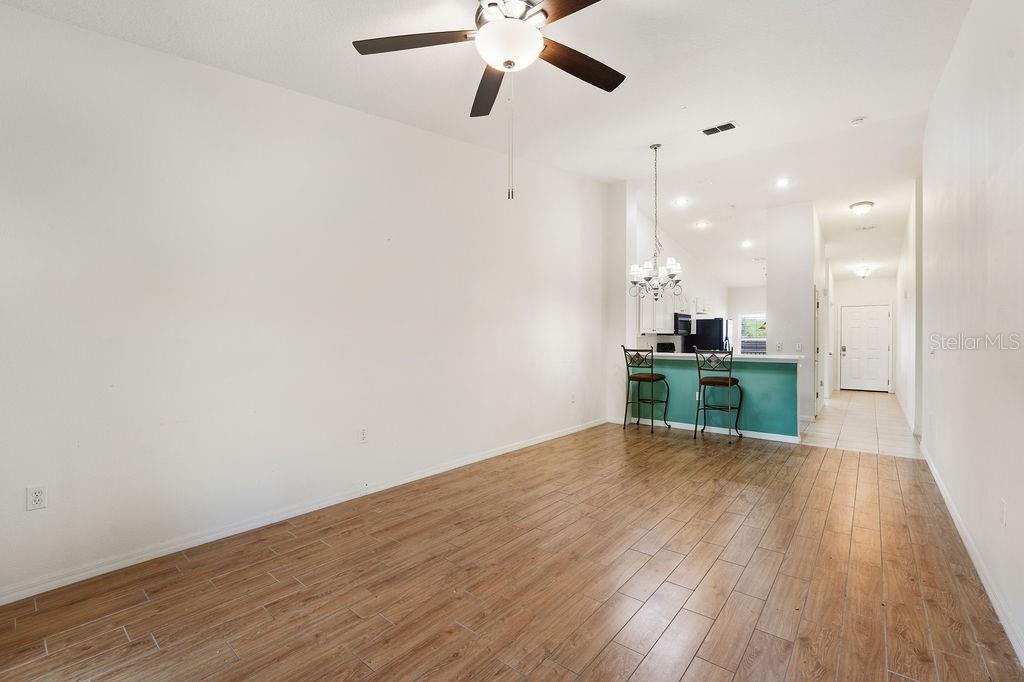 CANOPY WALK PH 2 - Residential