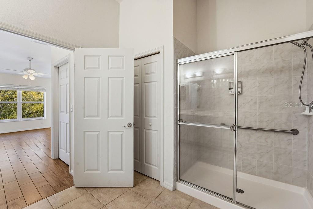 CANOPY WALK PH 2 - Residential