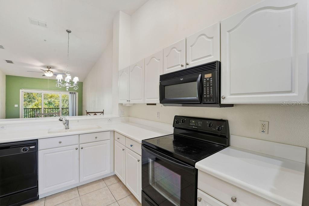 CANOPY WALK PH 2 - Residential