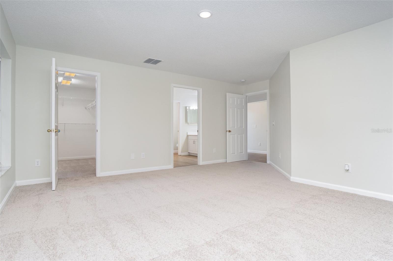 ISLAND POINTE SUB - Residential