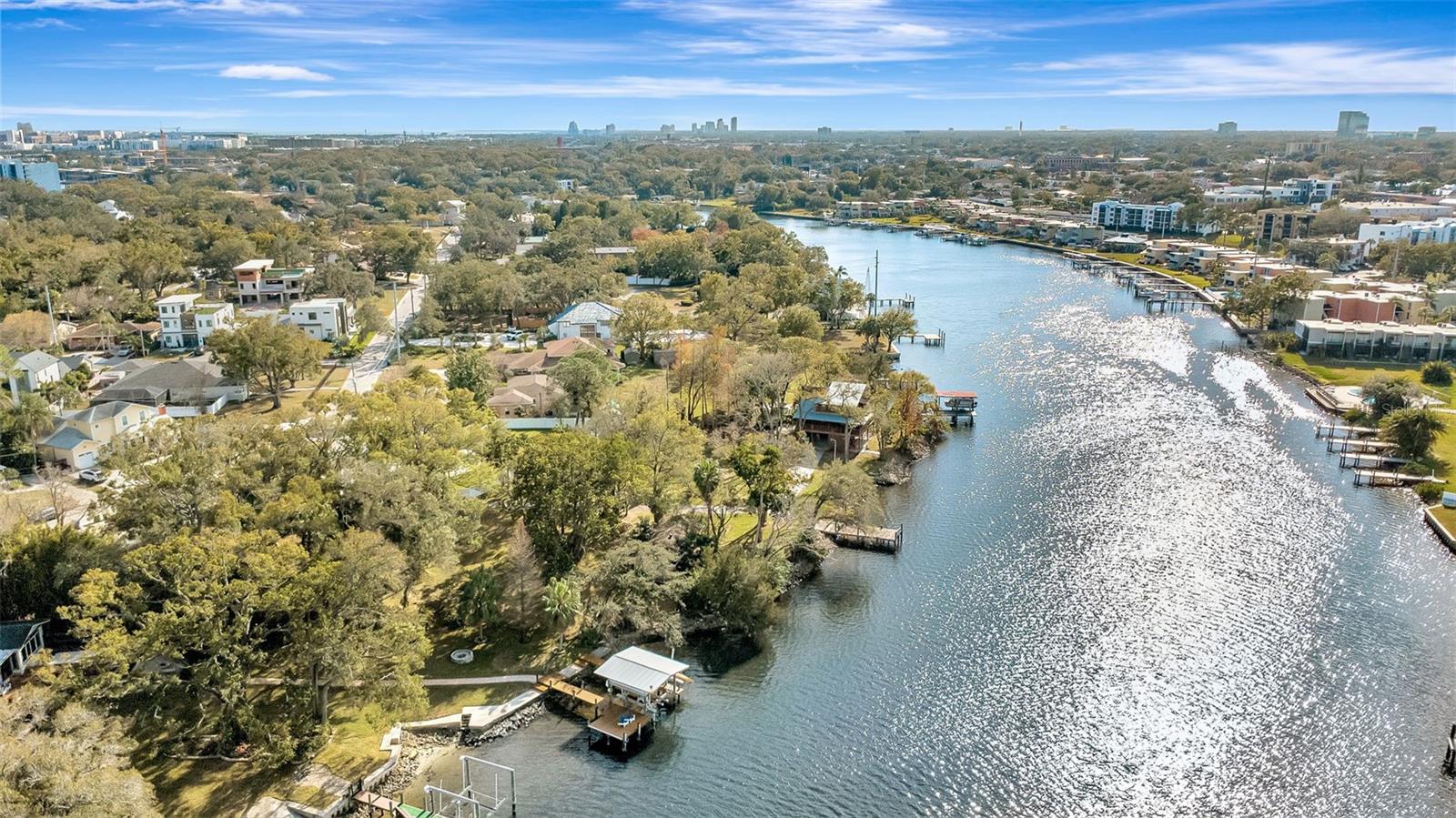 BUFFALO HEIGHTS - Land