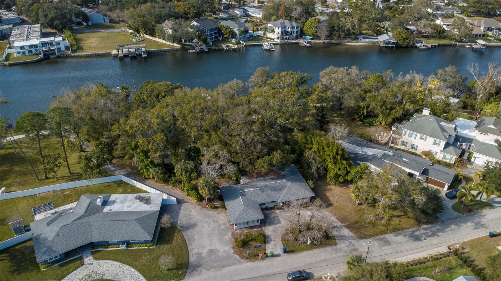 BUFFALO HEIGHTS - Land