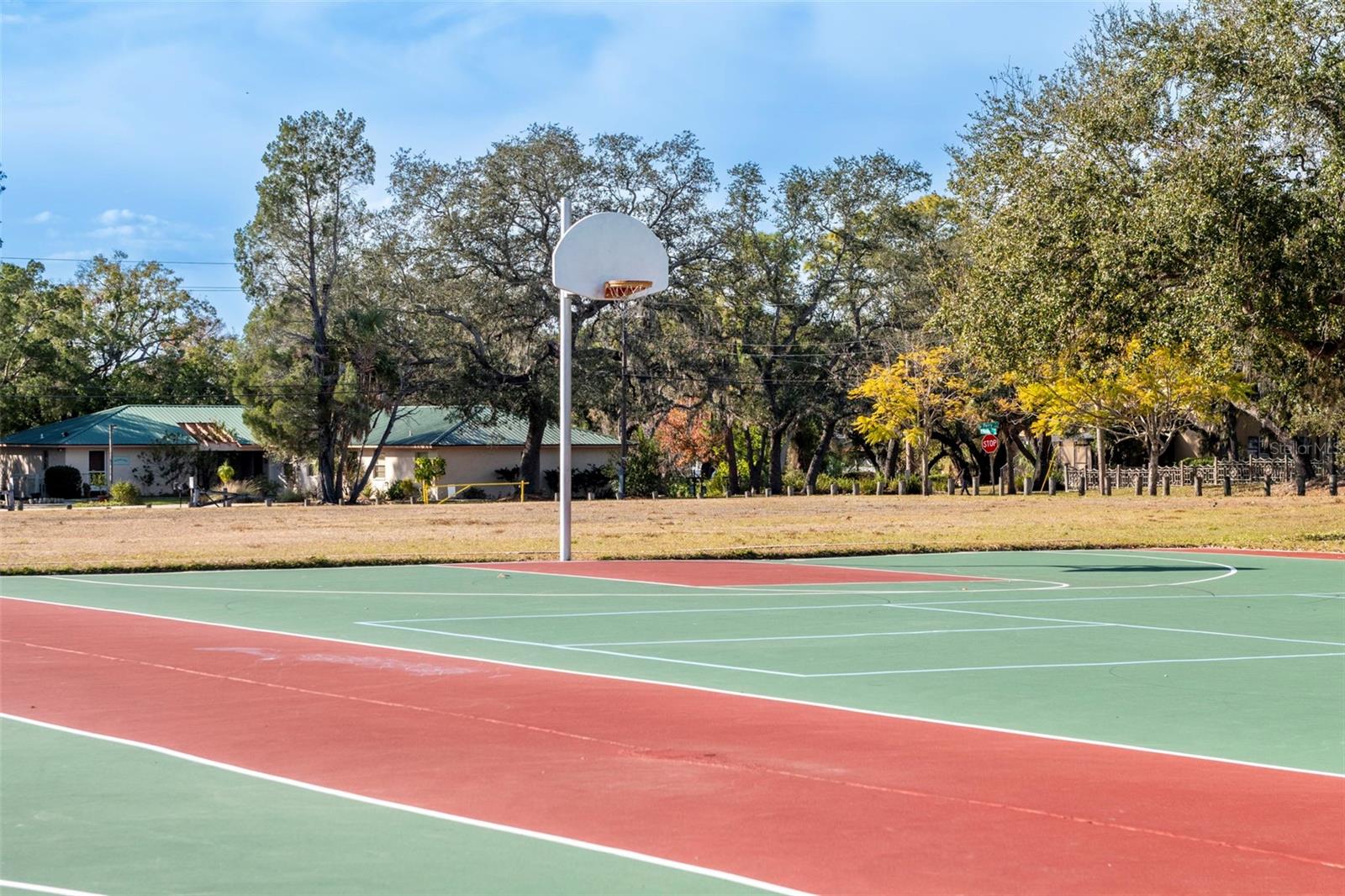 BUFFALO HEIGHTS - Land