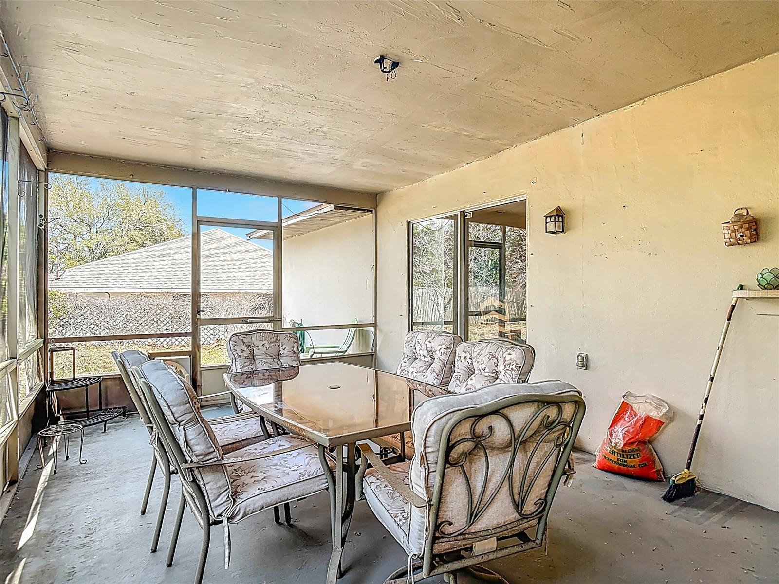 DELTONA LAKES UNIT 65 - Residential