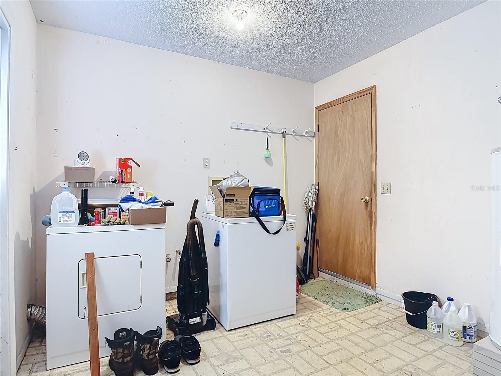 DELTONA LAKES UNIT 65 - Residential