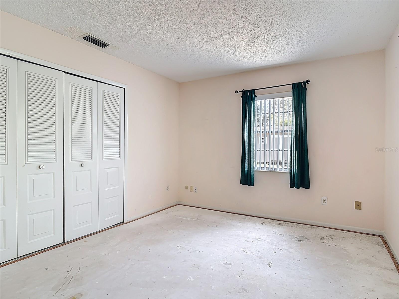 DELTONA LAKES UNIT 65 - Residential