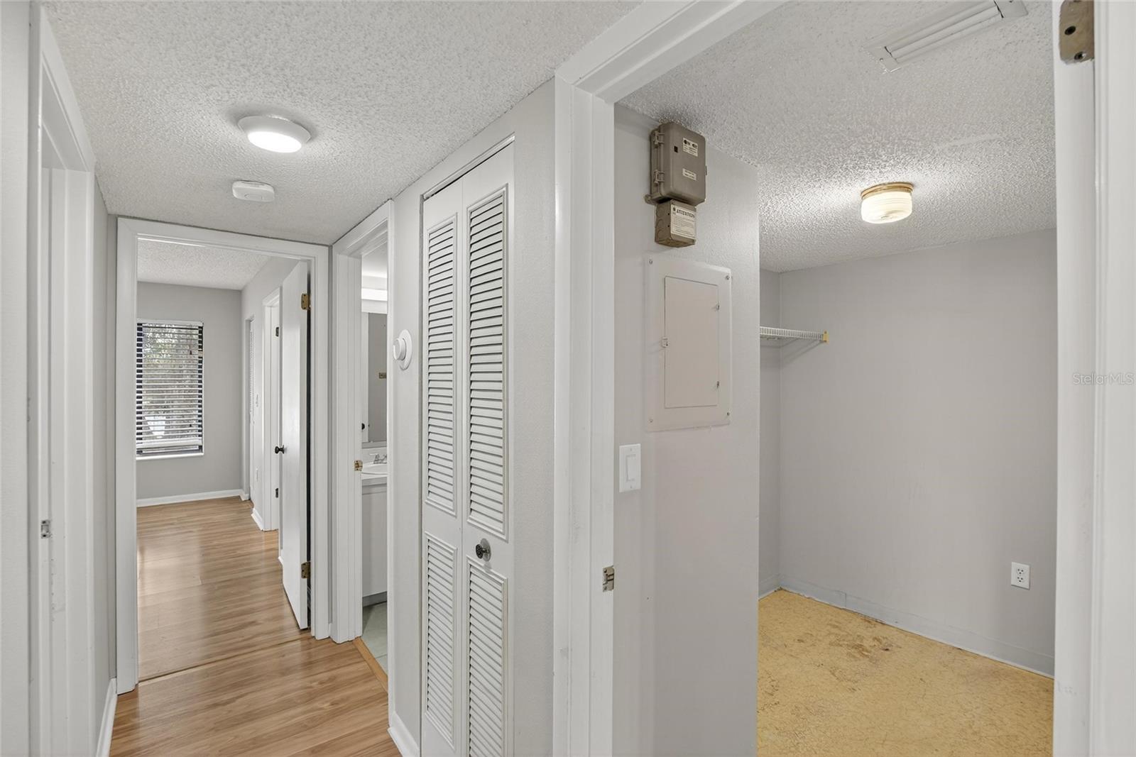 PINE RIDGE AT LAKE TARPON VILLAGE - Residential