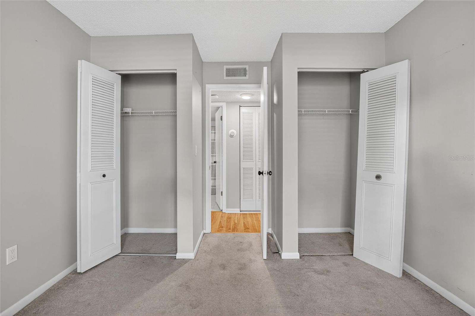 PINE RIDGE AT LAKE TARPON VILLAGE - Residential