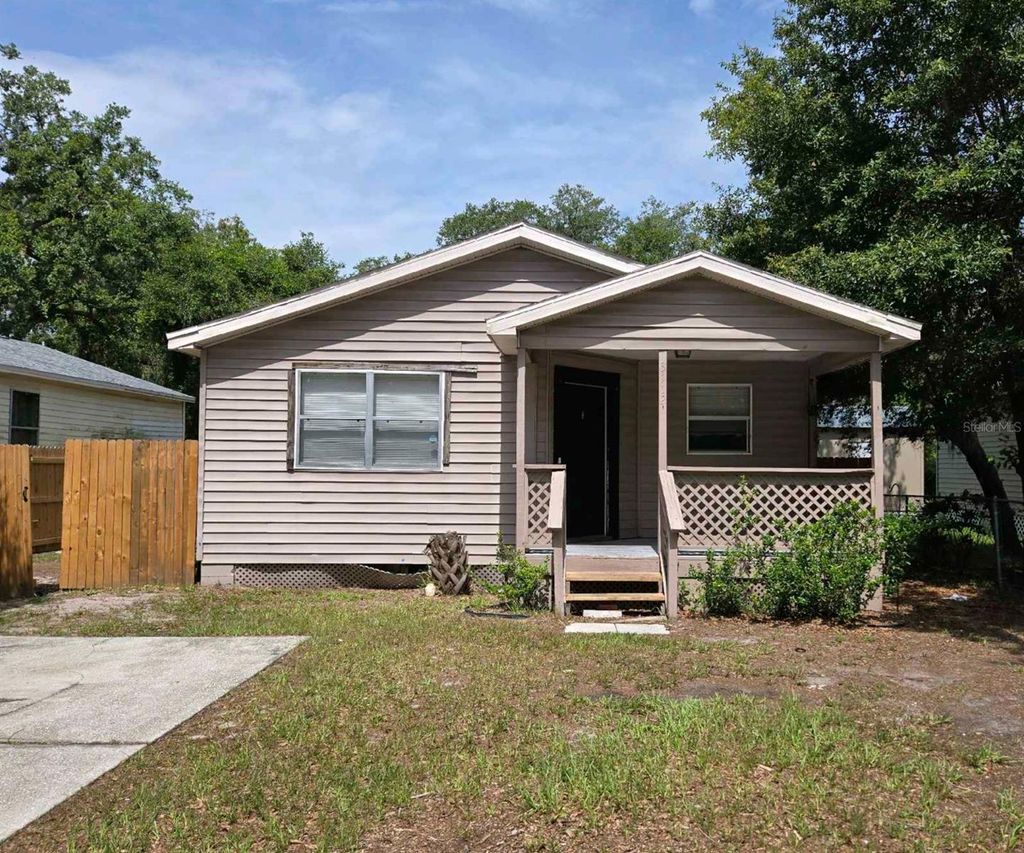 Photo of 3112 Gordon Court, Tampa, FL 33619 (MLS # O6324252)