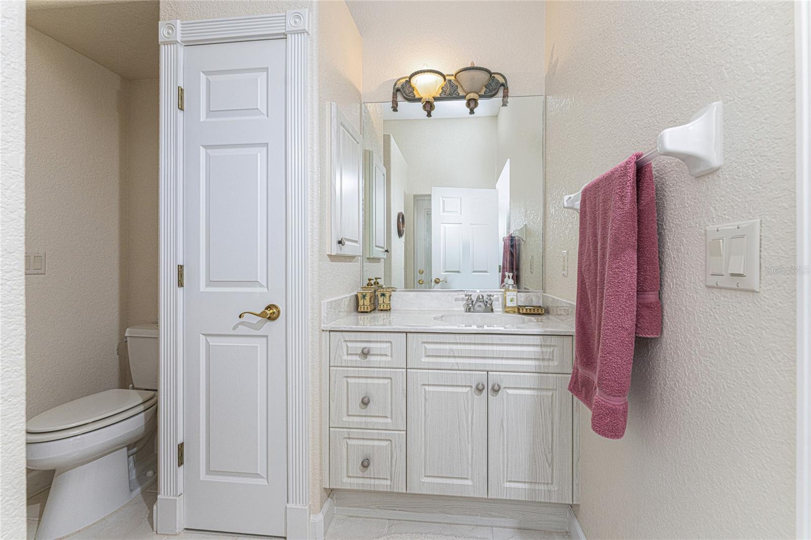 KINGS CROSSING - Residential