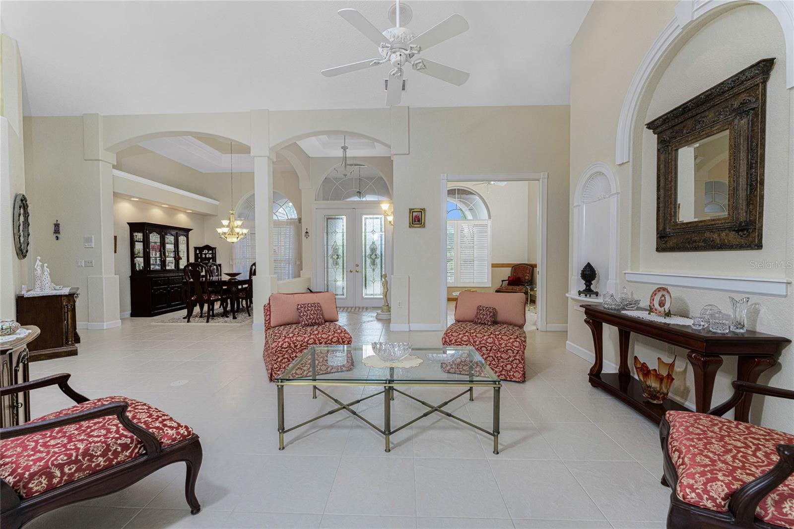 KINGS CROSSING - Residential