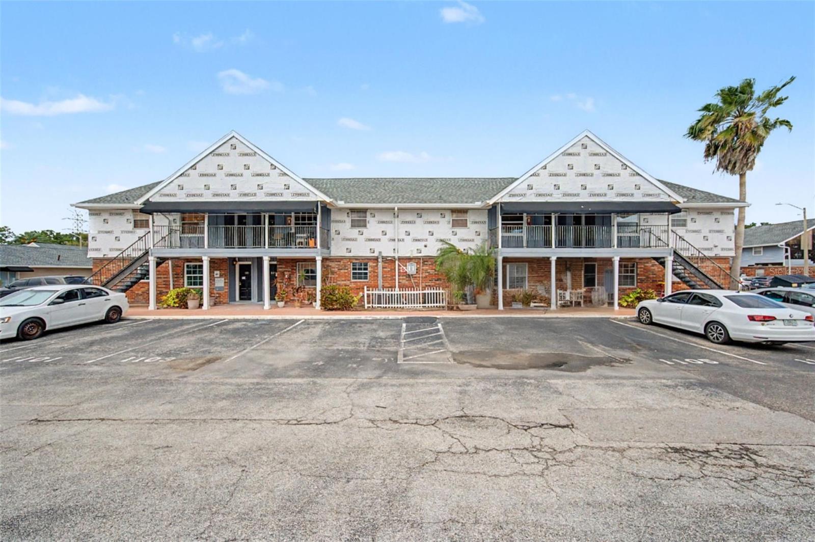 200 COUNTRY CLUB DRIVE 1101