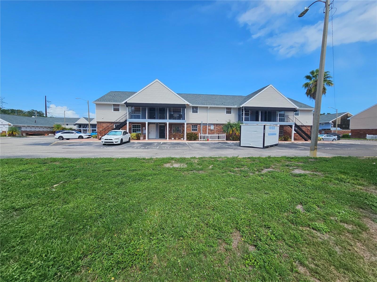 200 COUNTRY CLUB DRIVE 1101