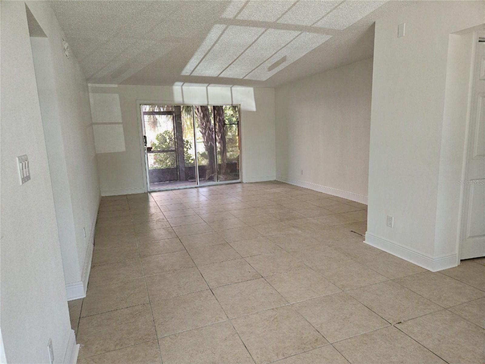 200 COUNTRY CLUB DRIVE 1101