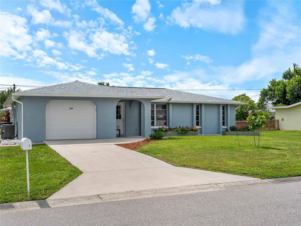 Photo of 540 Oxford Drive, Venice, FL 34293 (MLS # A4664499)