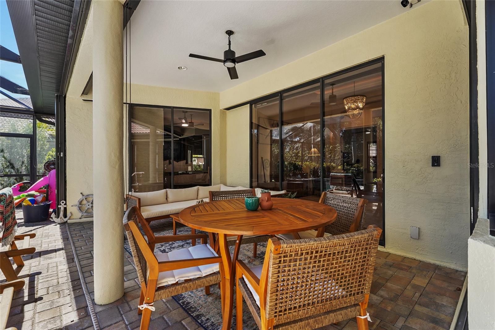 HAMMOCKS - Residential