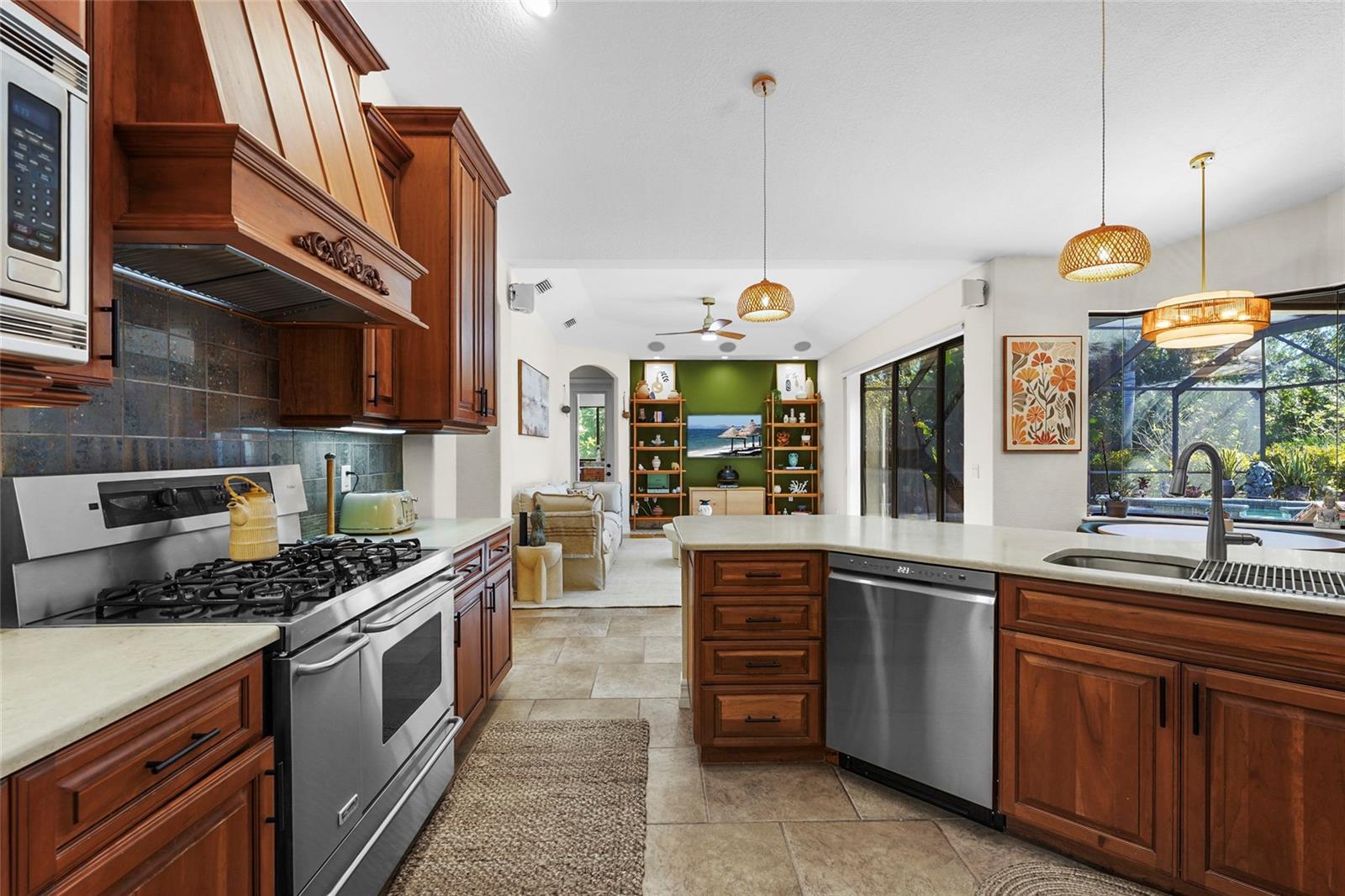 HAMMOCKS - Residential