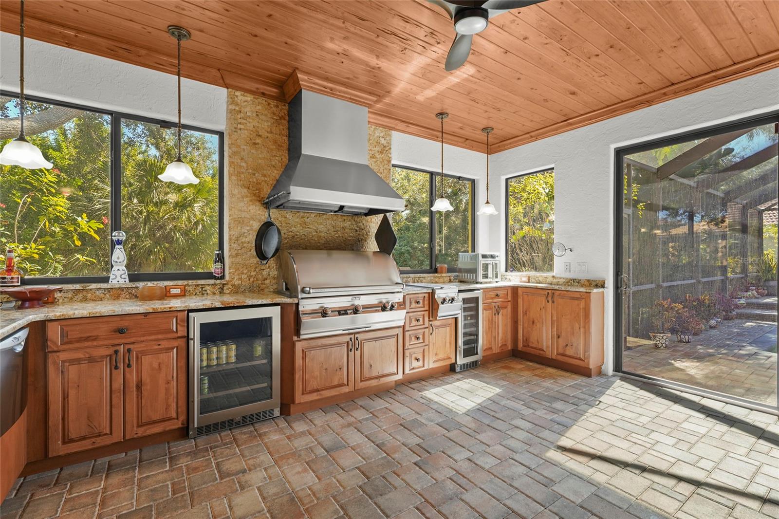 HAMMOCKS - Residential