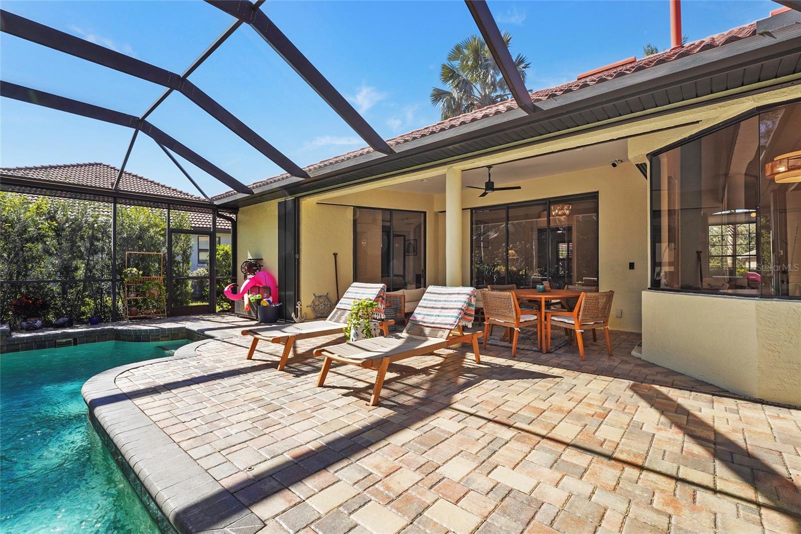 HAMMOCKS - Residential