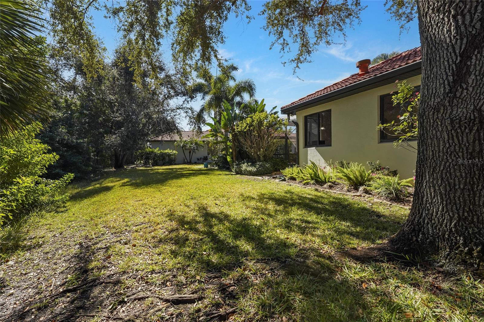 HAMMOCKS - Residential