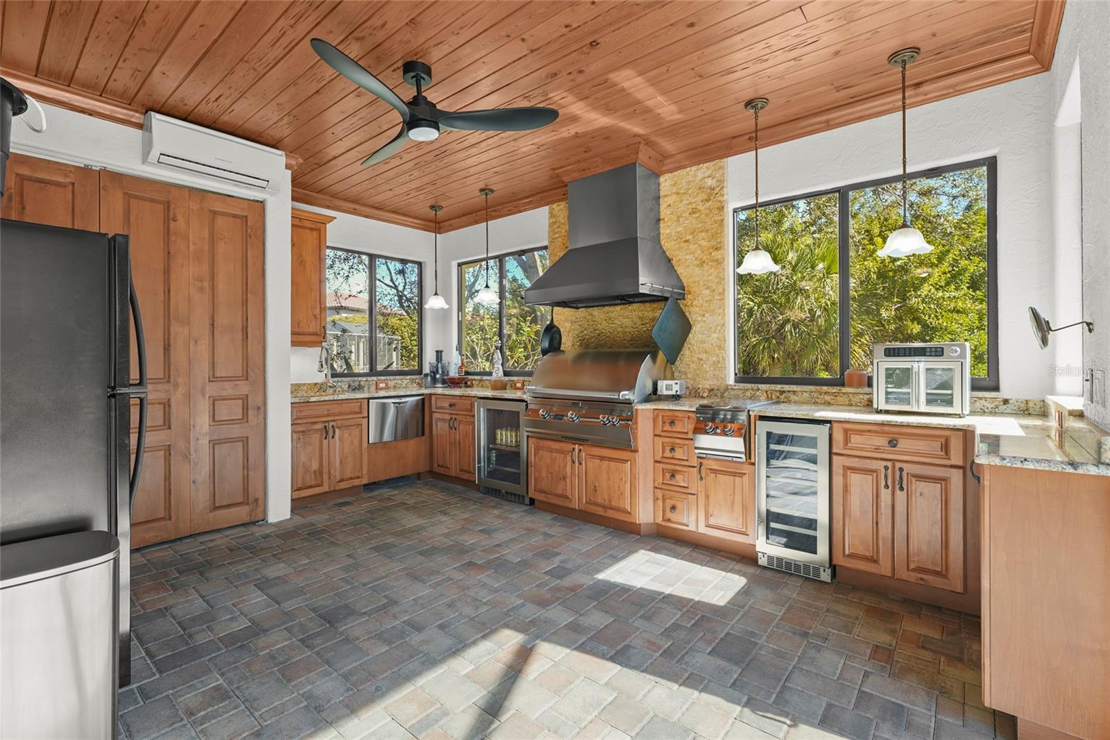 HAMMOCKS - Residential