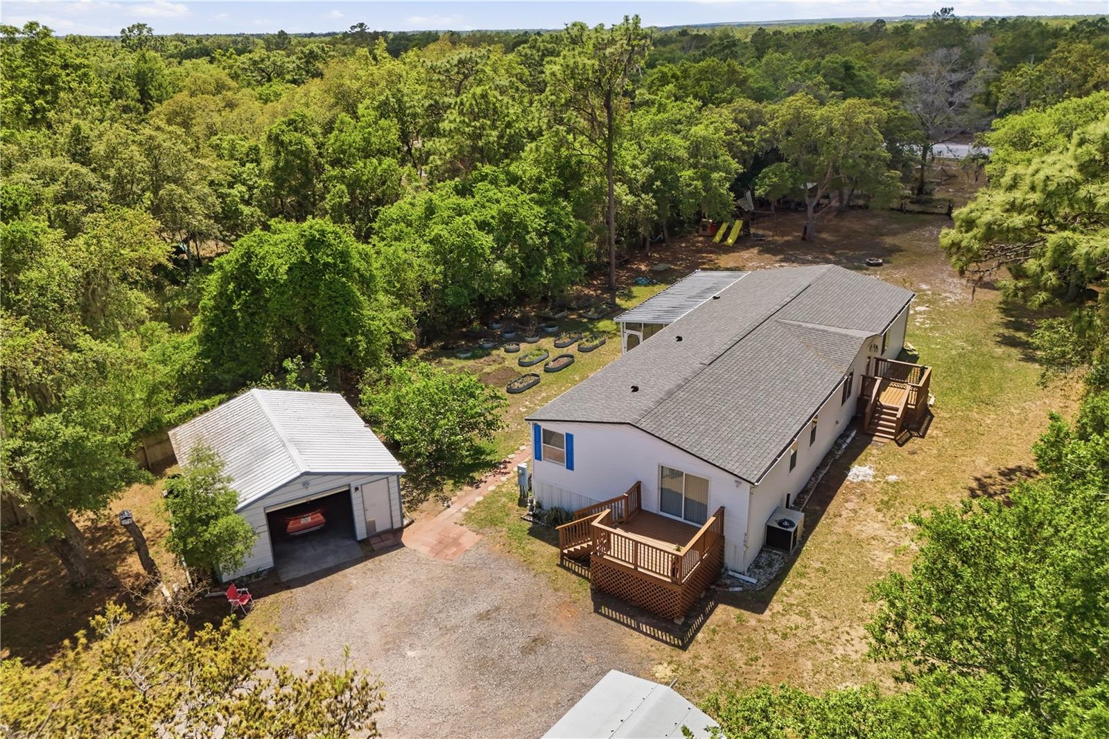 LAKE & HILLS COUNTRY ESTATES - Residential