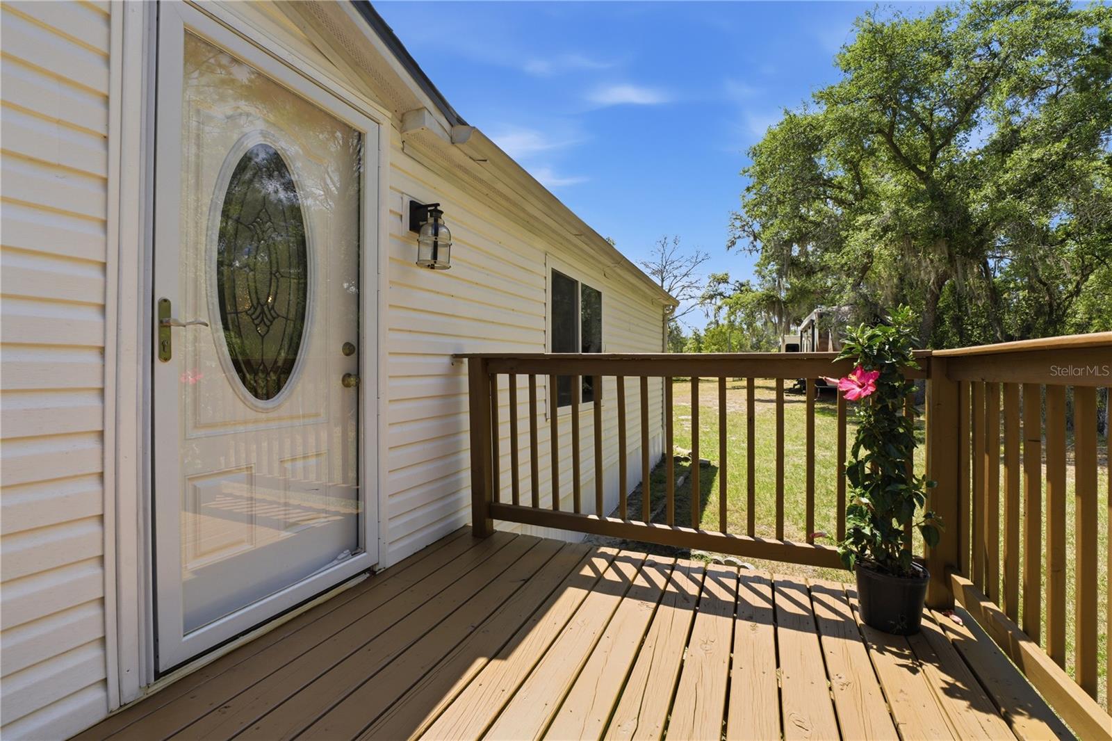 LAKE & HILLS COUNTRY ESTATES - Residential