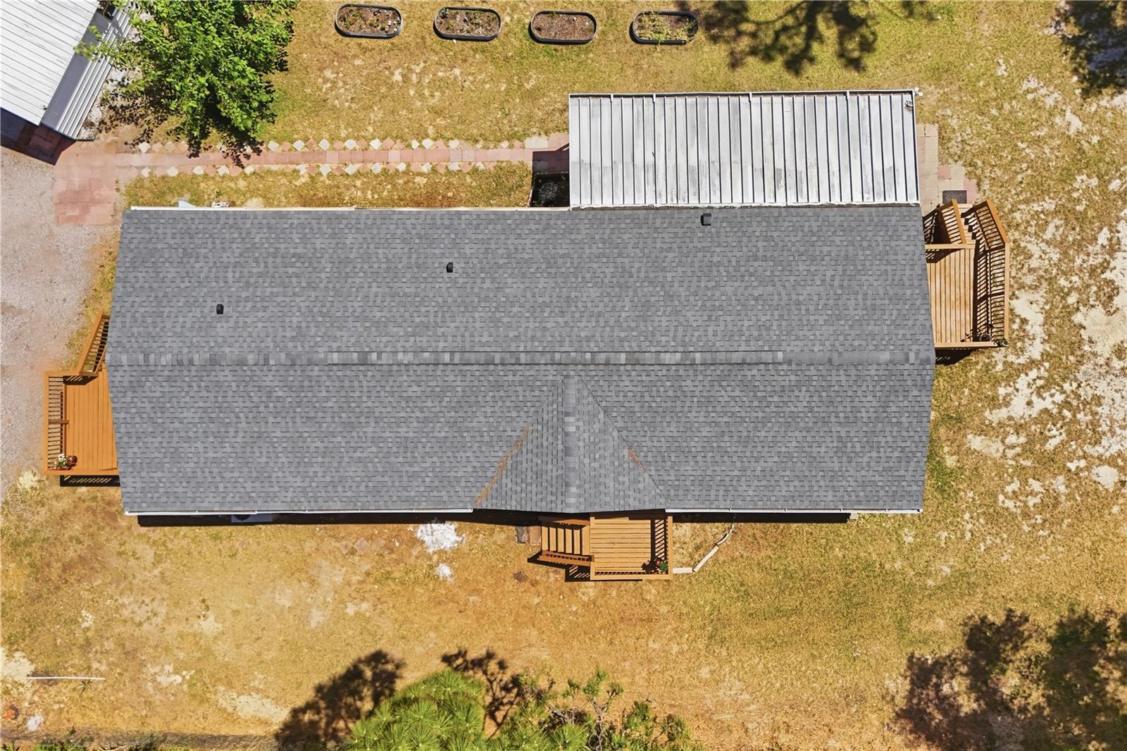 LAKE & HILLS COUNTRY ESTATES - Residential