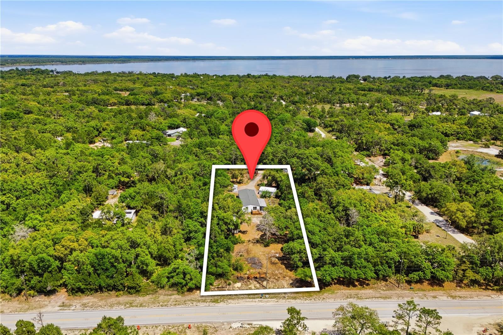 LAKE & HILLS COUNTRY ESTATES - Residential