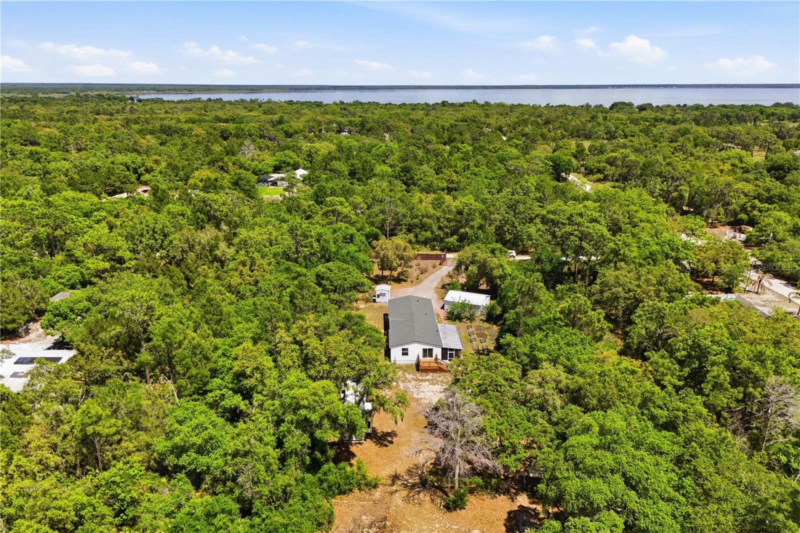 LAKE & HILLS COUNTRY ESTATES - Residential