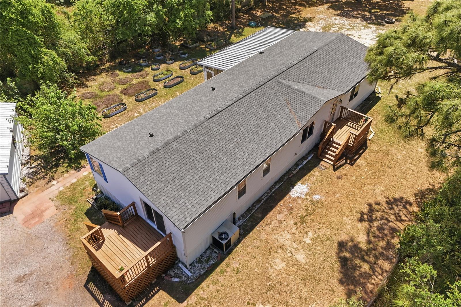 LAKE & HILLS COUNTRY ESTATES - Residential