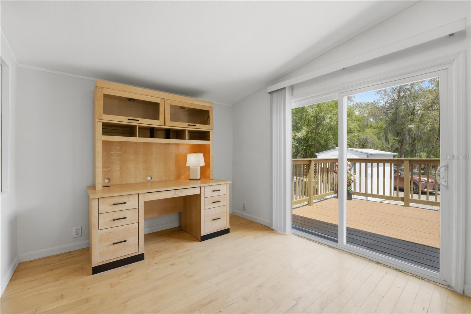 LAKE & HILLS COUNTRY ESTATES - Residential