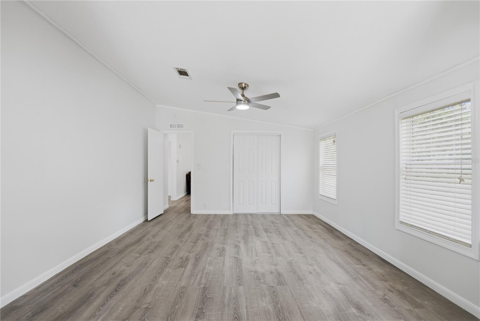 LAKE & HILLS COUNTRY ESTATES - Residential