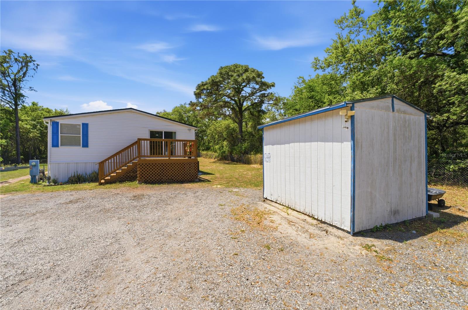 LAKE & HILLS COUNTRY ESTATES - Residential