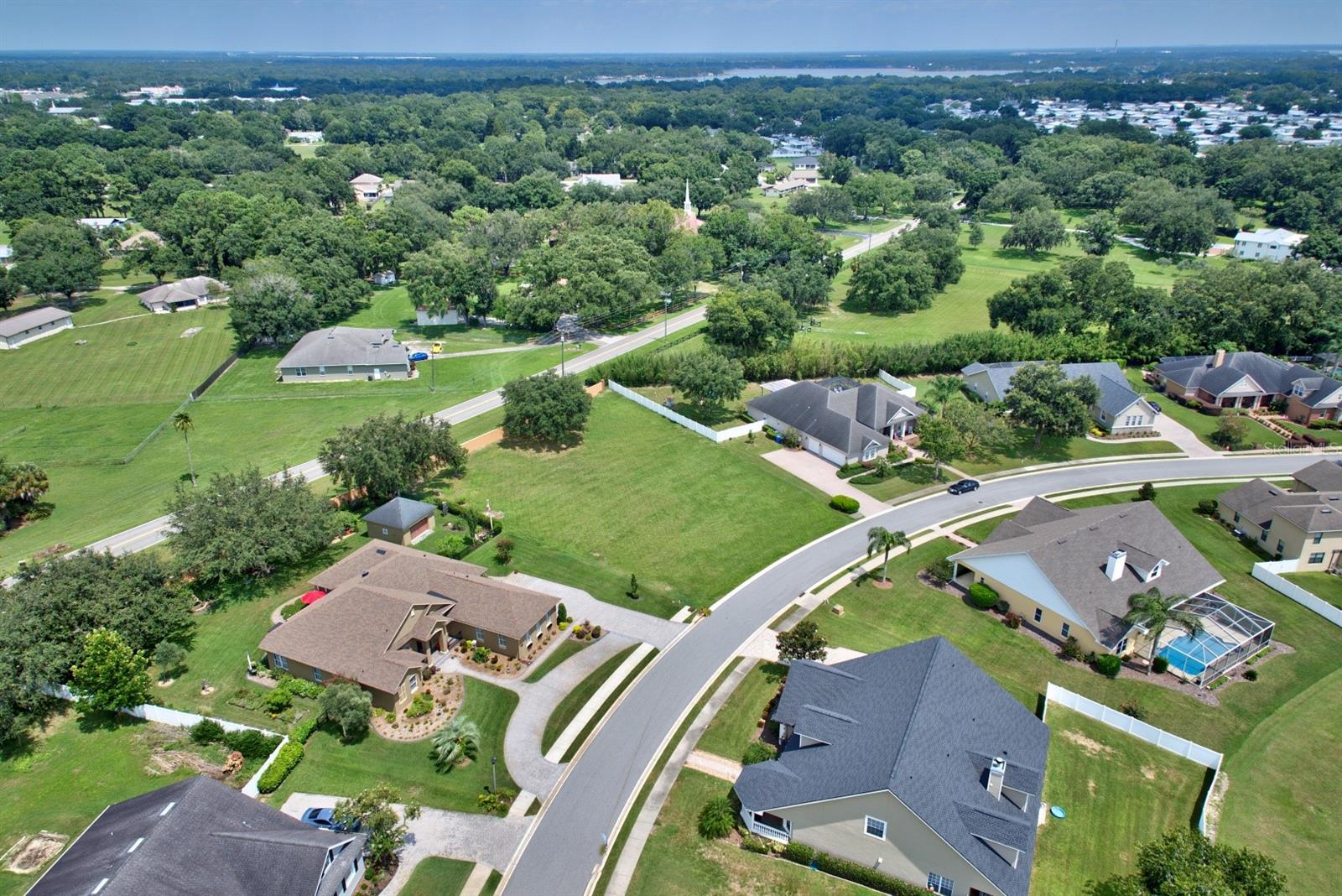 GRANDVIEW LANDINGS - Land